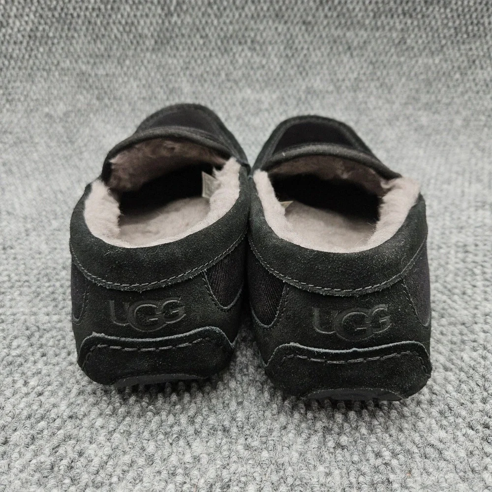 UGG (Men's 12)‎ Black Ascot Corduroy Slippers Moccasins Shearling House Shoes